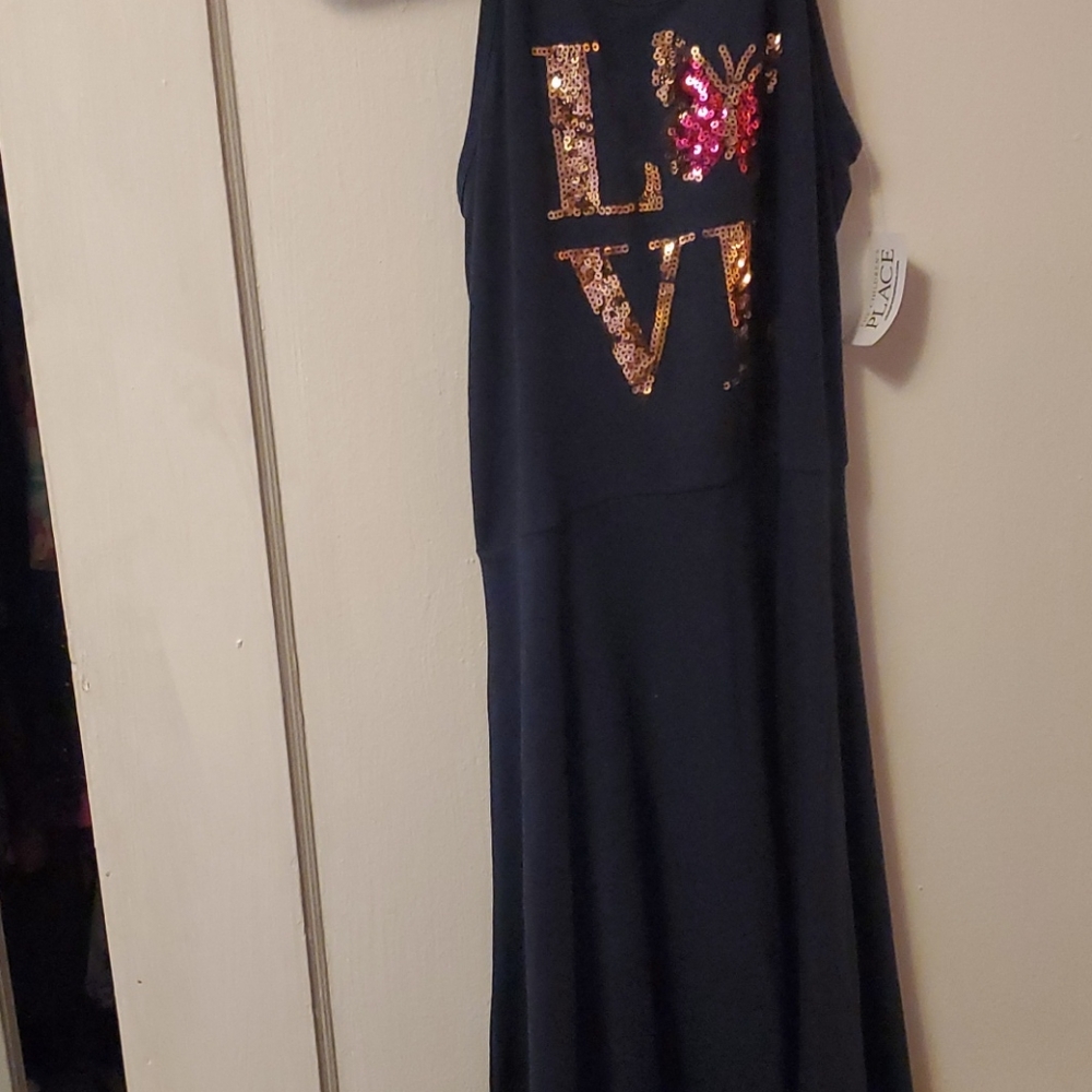 Dress - Picture 2 of 3